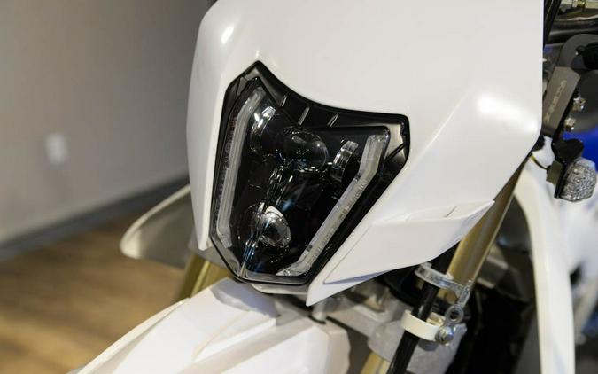 2023 Suzuki DR-Z400SM
