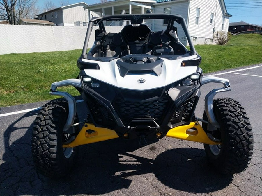 2024 Can-Am Maverick R 999T DCT