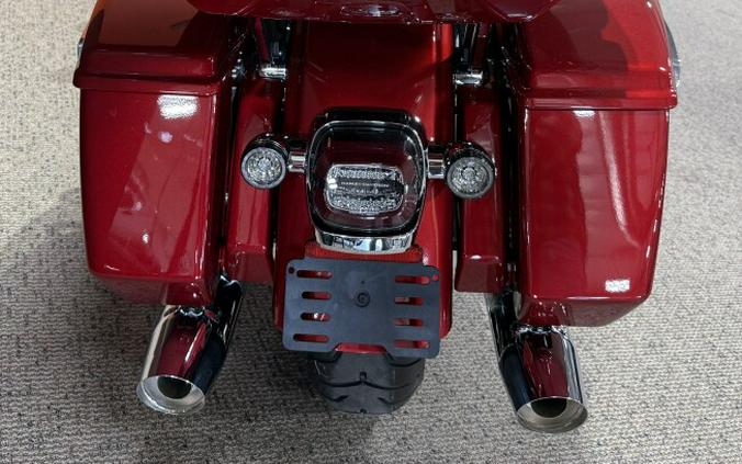 2026 Harley-Davidson® Road Glide Limited Brilliant Red Chrome Trim