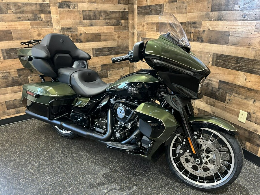 2026 Harley-Davidson® Road Glide Limited Olive Steel Metallic / Vivid Black Black Trim FLHTK