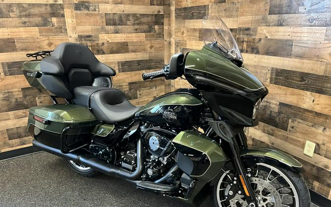 2026 Harley-Davidson® Road Glide Limited Olive Steel Metallic / Vivid Black Black Trim FLHTK