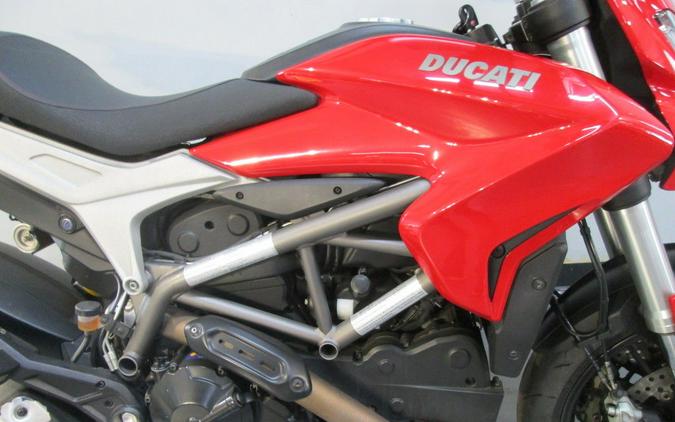 2015 Ducati Hypermotard Red