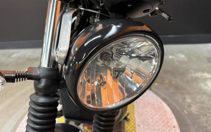2022 Triumph Street Twin Gold Line Matt Sapphire Black Gold Line