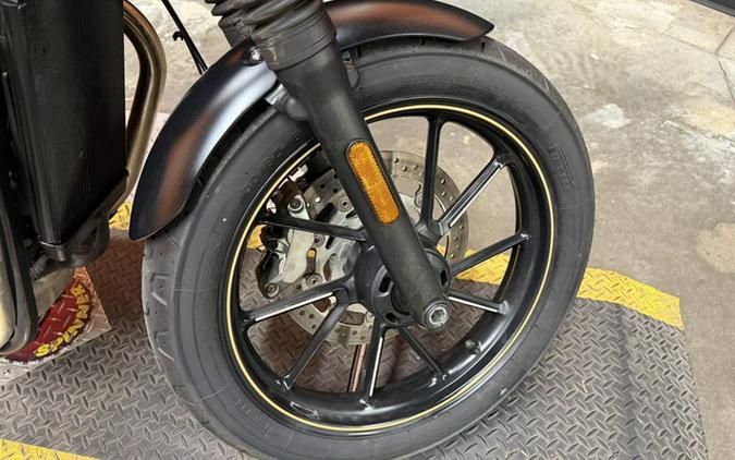 2022 Triumph Street Twin Gold Line Matt Sapphire Black Gold Line