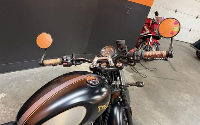 2022 Triumph Street Twin Gold Line Matt Sapphire Black Gold Line