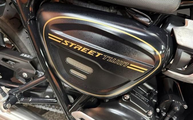 2022 Triumph Street Twin Gold Line Matt Sapphire Black Gold Line