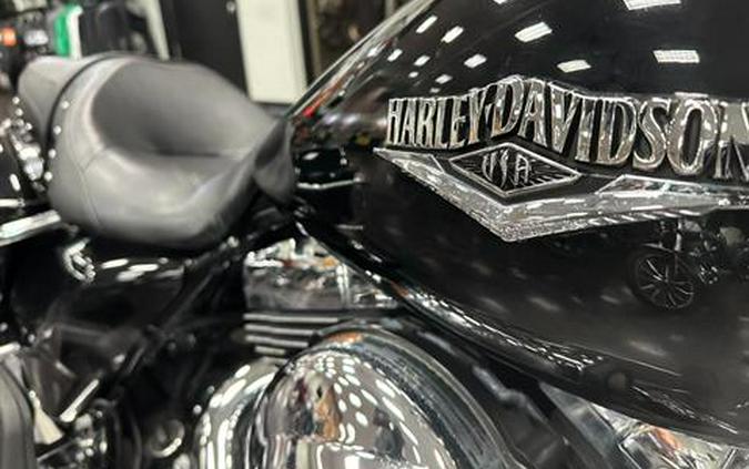 2014 Harley-Davidson Road King®