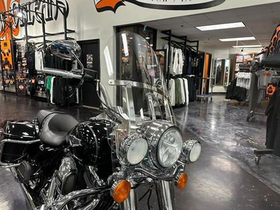 2014 Harley-Davidson Road King®