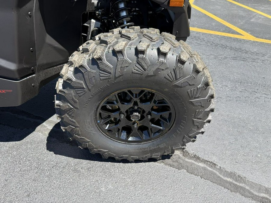 2025 Can-Am® Maverick X3 DS Turbo Fiery Red & Hyper Silver