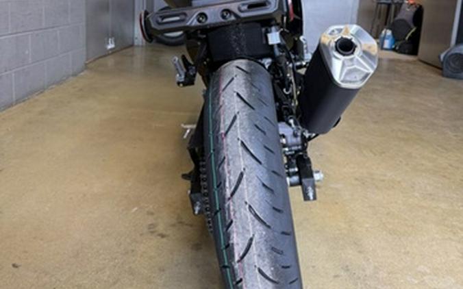 2026 Kawasaki Ninja 500 ABS Metallic Yellowish Green/Ebony