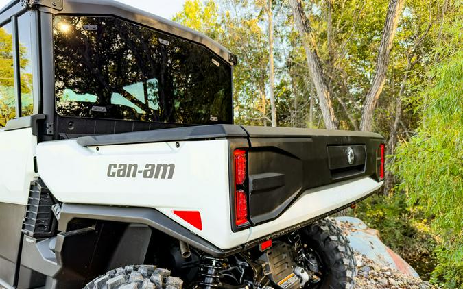 2026 Can-Am® Defender MAX Limited HD11