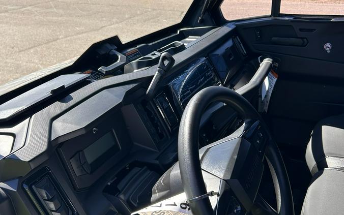 2026 Can-Am Defender MAX Limited HD11
