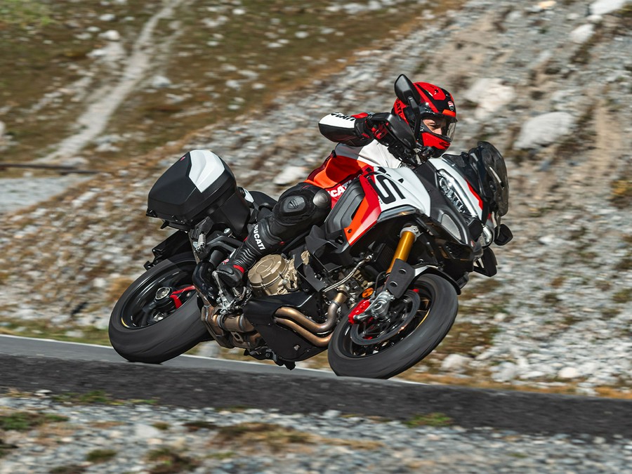 2025 Ducati Multistrada V4 RS