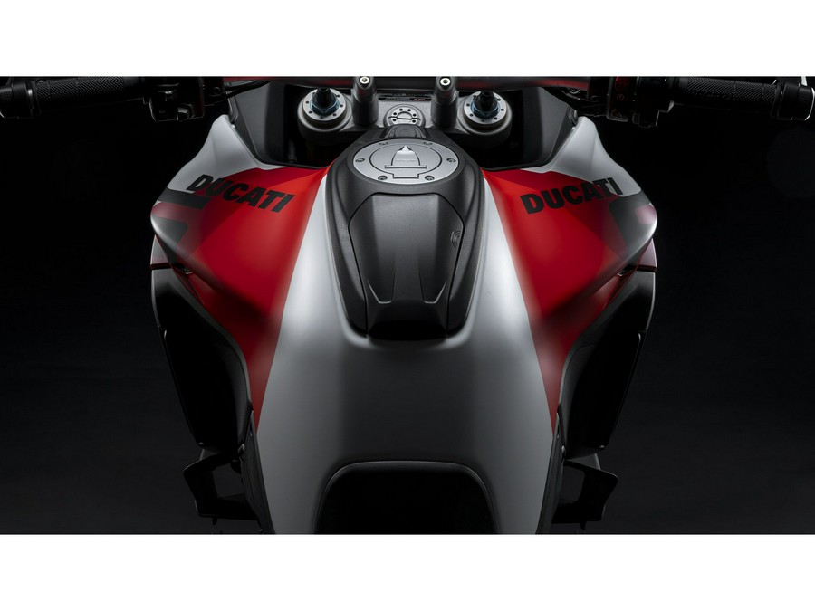 2025 Ducati Multistrada V4 RS