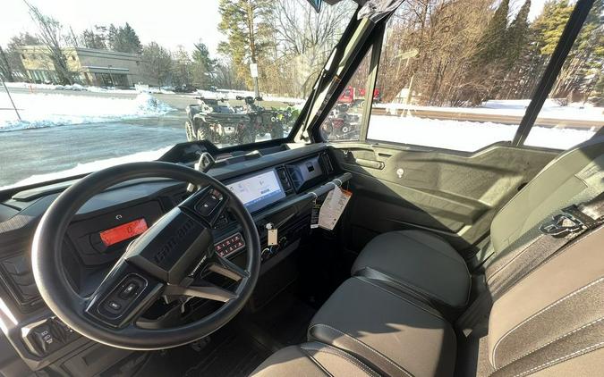 2026 Can-Am® Defender Limited HD11