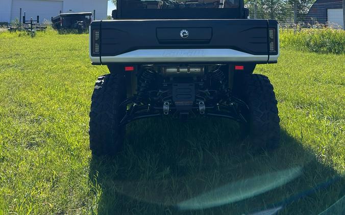 2026 Can-Am Defender Limited HD11