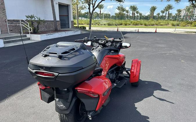 2022 Can-Am Spyder F3 Limited Dark Wheels