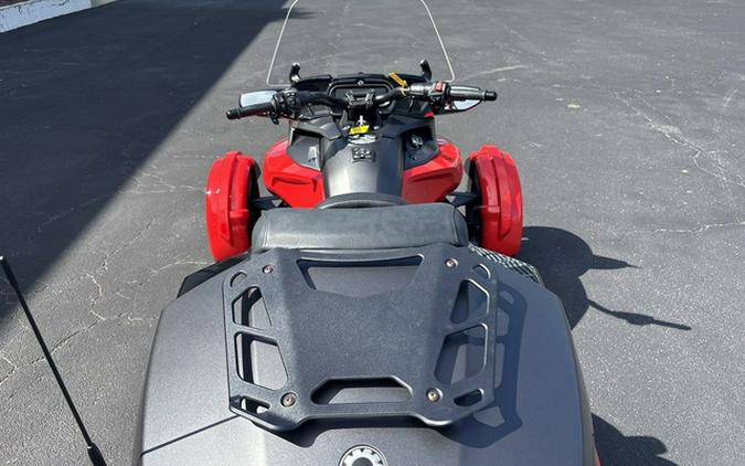2022 Can-Am Spyder F3 Limited Dark Wheels