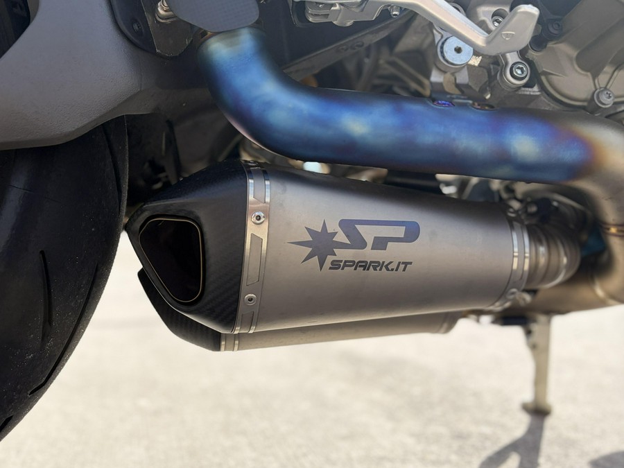 2025 Ducati STREETFIGHTER V4