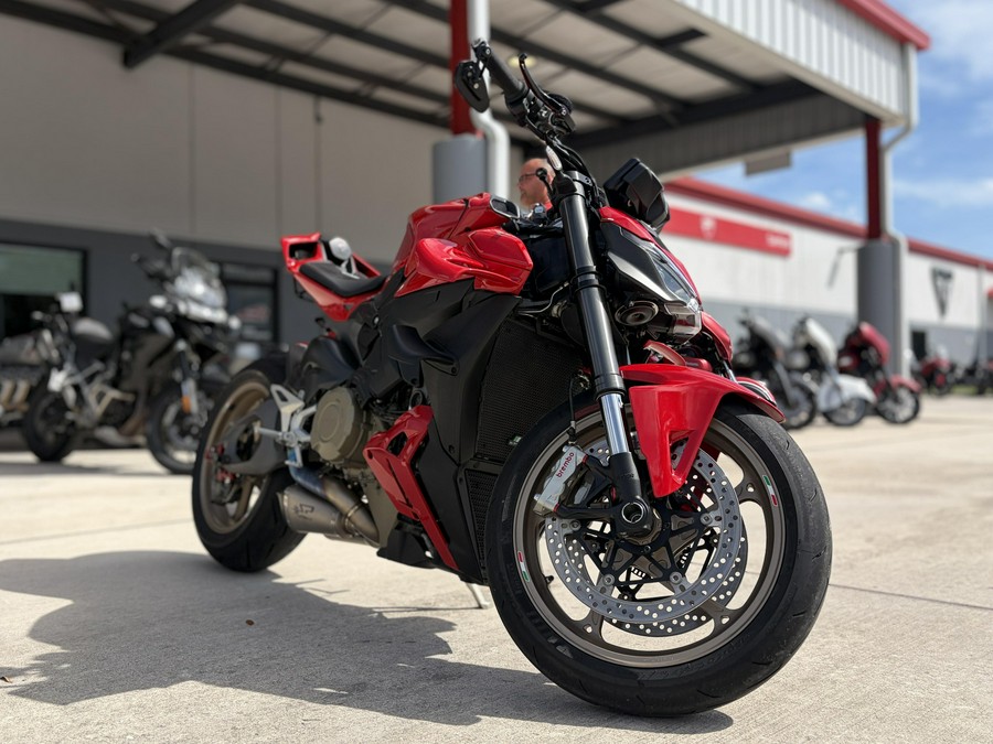 2025 Ducati STREETFIGHTER V4
