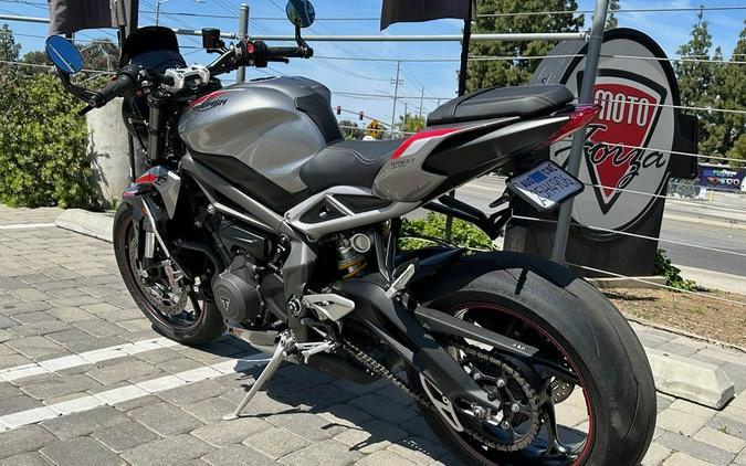 2021 Triumph Street Triple RS Silver Ice