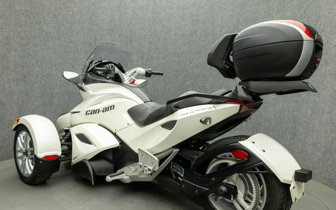 2014 CAN-AM SPYDER ST LIMITED TRIKE W/ABS