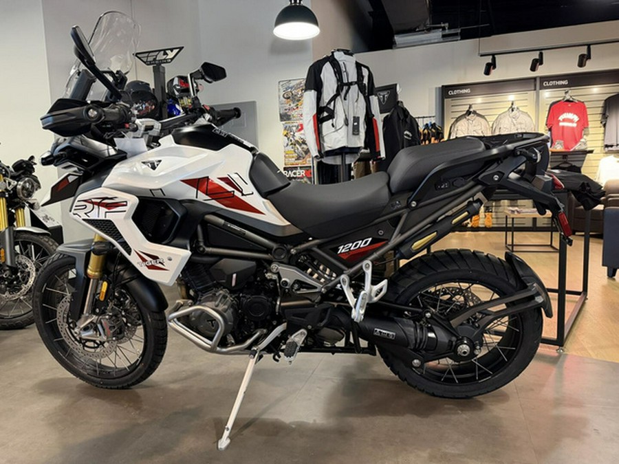 2026 Triumph TIGER 1200 RALLY PRO DESERT EDITION