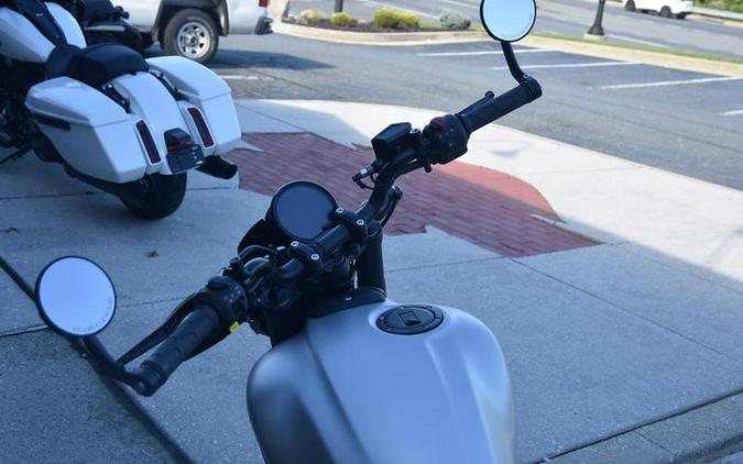 2026 Royal Enfield Guerrilla 450 Smoke Silver