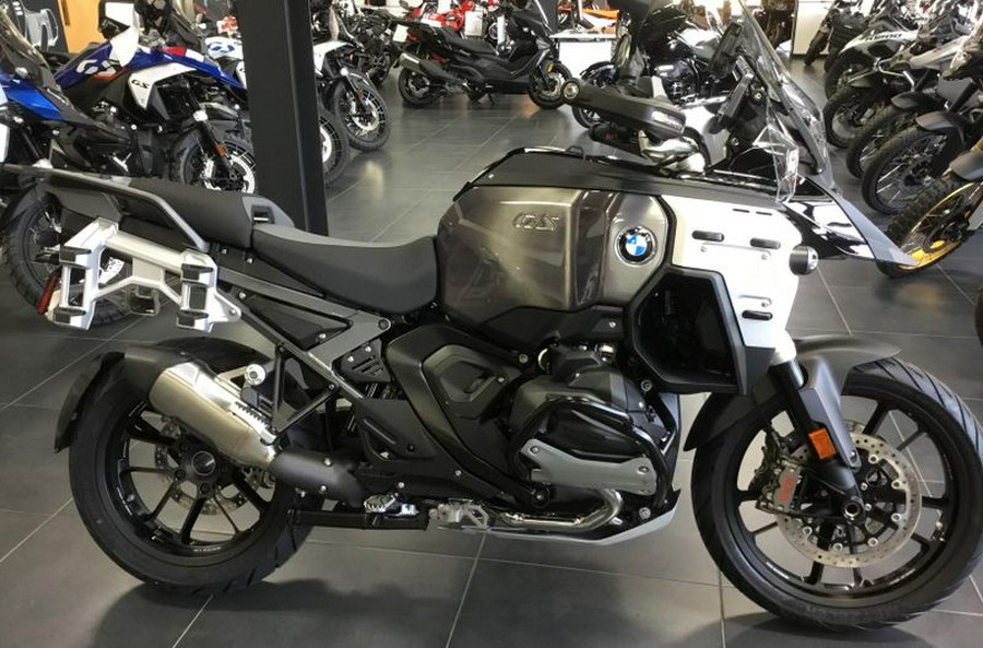 New 2025 BMW R1300GSADEMO