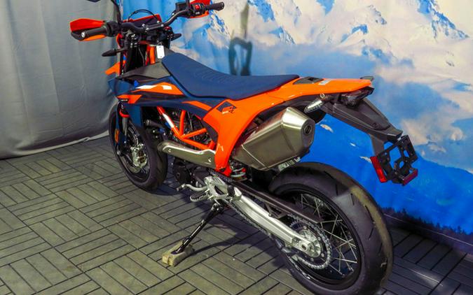 2026 KTM SMC 690 R
