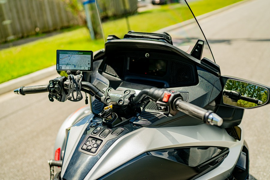 2022 Can-Am Spyder RT