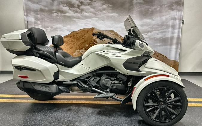 2018 Can-Am® Spyder® F3 Limited Dark