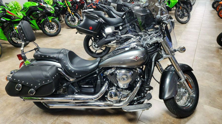 2024 Kawasaki Vulcan 900 Classic LT