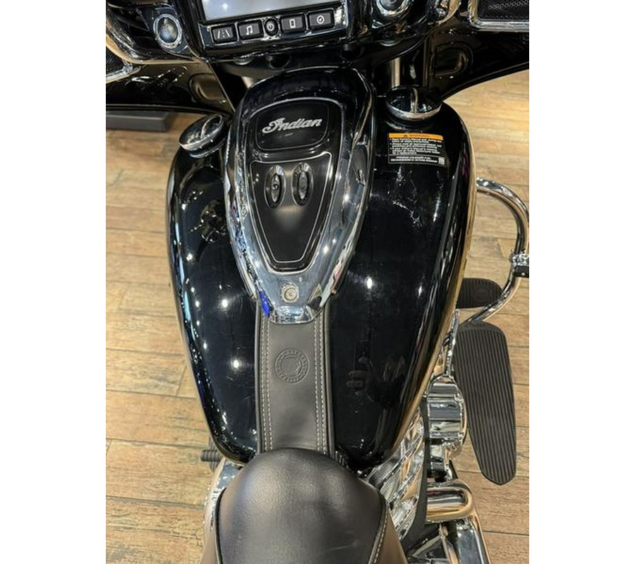 2018 Indian Motorcycle® Chieftain® Classic ABS Thunder Black