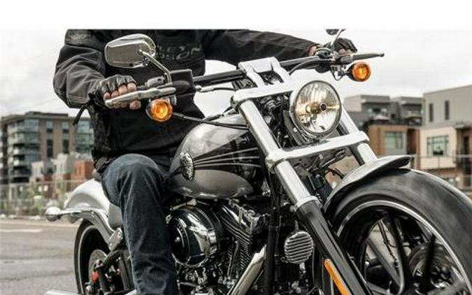 2015 Harley-Davidson Breakout®