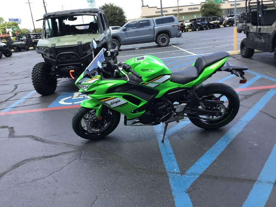 2025 Kawasaki Ninja® 650 KRT Edition ABS