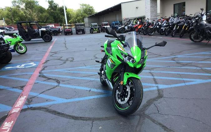 2025 Kawasaki Ninja® 650 KRT Edition ABS