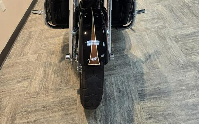 2011 Harley-Davidson® Road Glide® Ultra Vivid Black FLTRU103