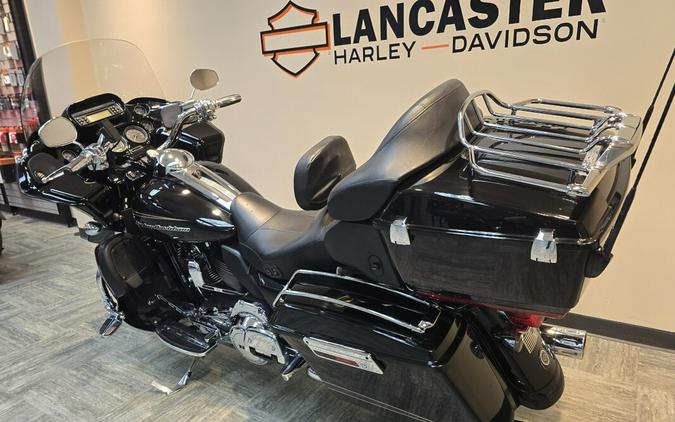 2011 Harley-Davidson® Road Glide® Ultra Vivid Black FLTRU103