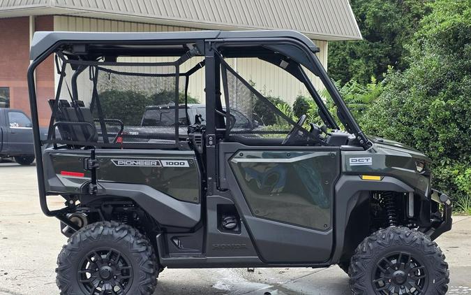 2026 Honda Pioneer 1000-5 Deluxe