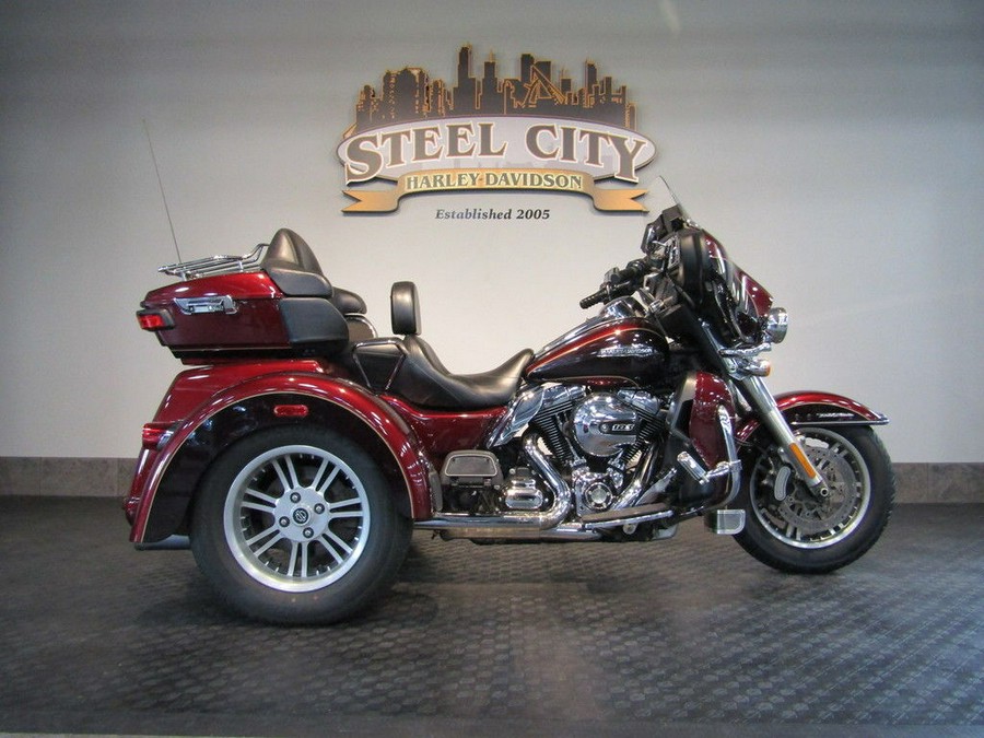 2014 Harley-Davidson® FLHTCUTG - Tri Glide® Ultra