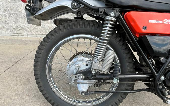 1975 Yamaha DT250 Enduro