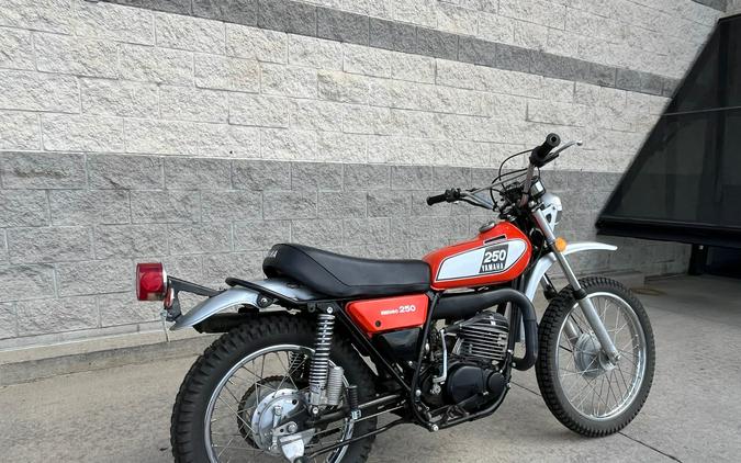 1975 Yamaha DT250 Enduro