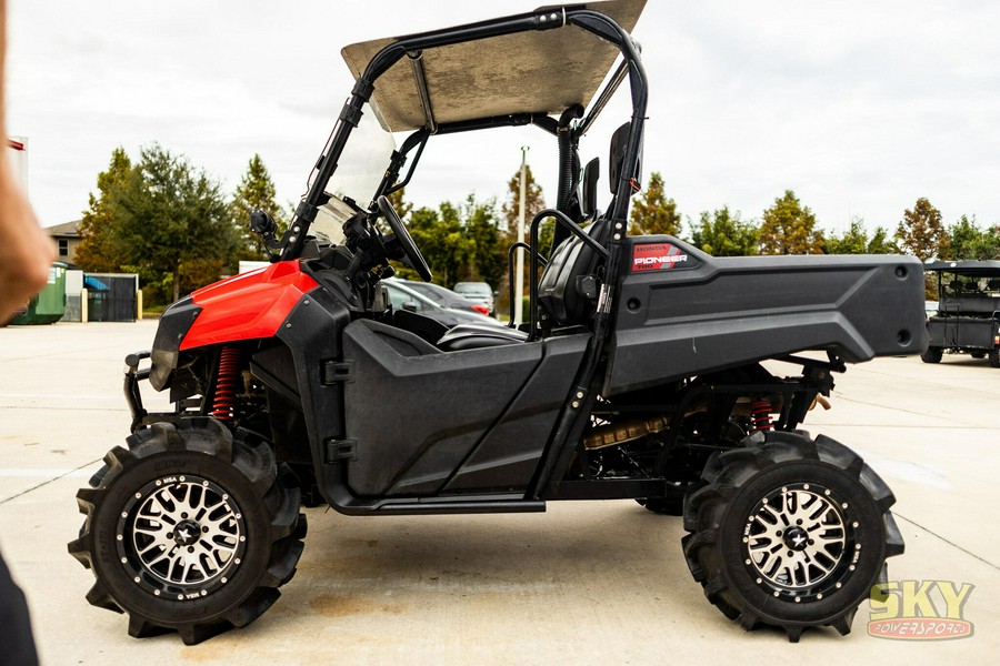 2024 Honda Pioneer 700 Deluxe