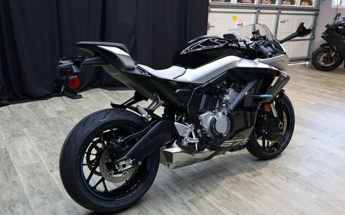2026 CFMOTO SS 675