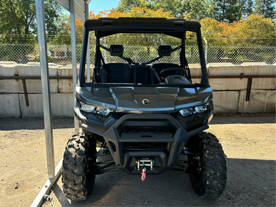 2024 Can-Am Defender XT HD9