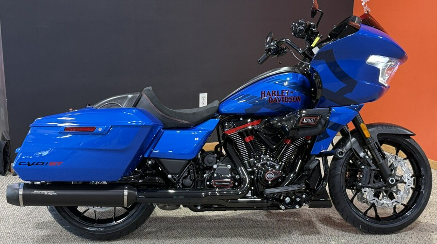 2026 Harley-Davidson® CVO Road Glide ST Electric Coast