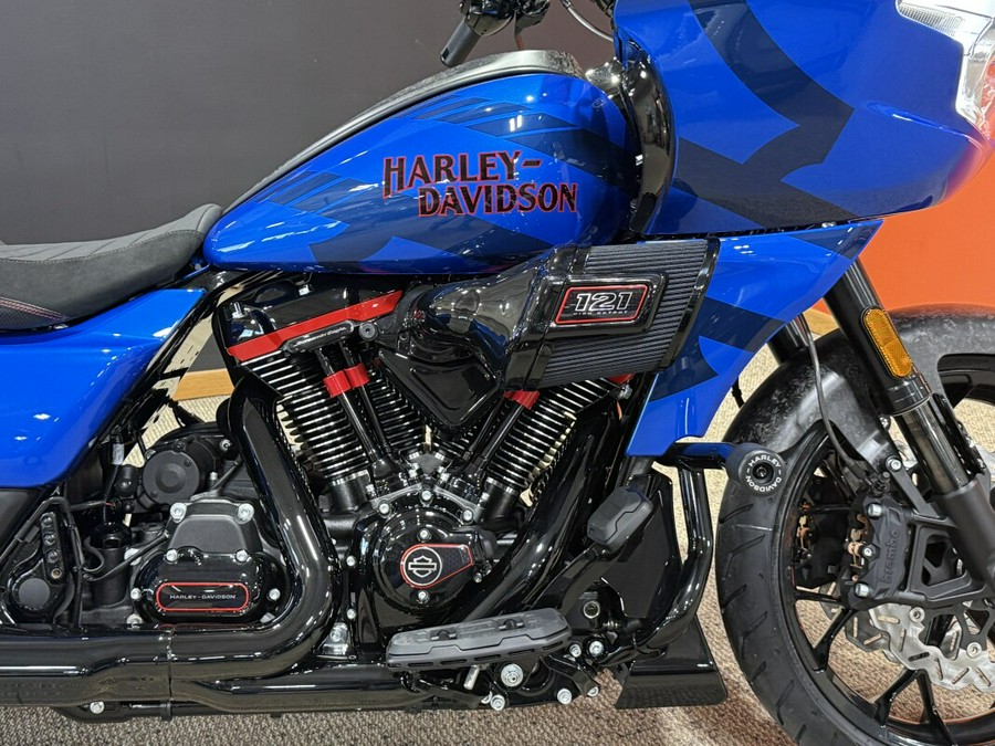 2026 Harley-Davidson® CVO Road Glide ST Electric Coast