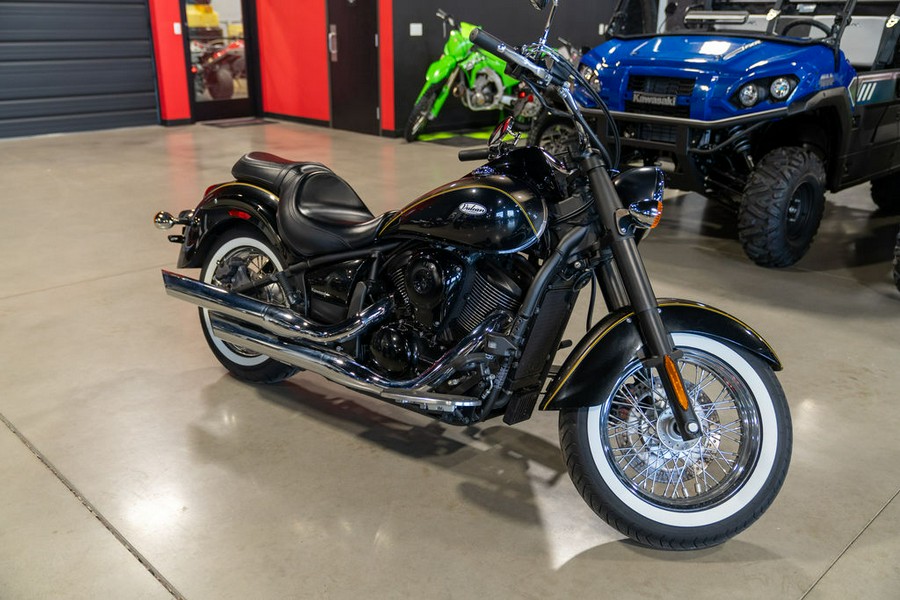 2023 Kawasaki Vulcan® 900 Classic