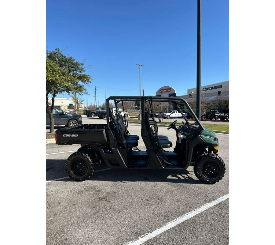 2025 Can-Am Defender MAX HD7